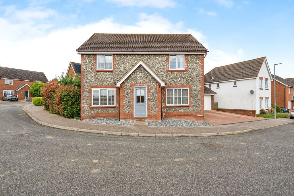 Property photo 2 of 20 Front