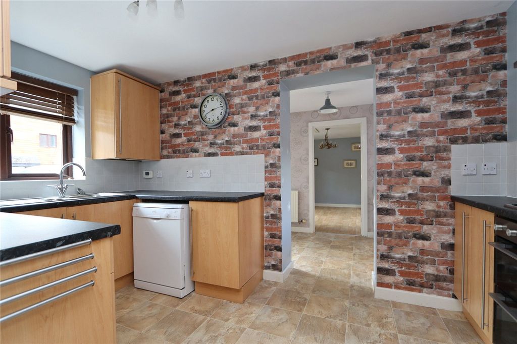 Property photo 2 of 18 Picture No. 05
