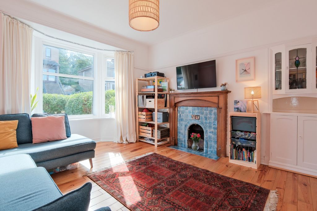 Property photo 2 of 43 5009456