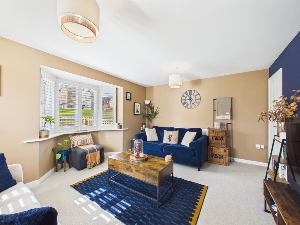 Property photo 3 of 29 Cam01268G0-Pr0444-Still021.Jpg