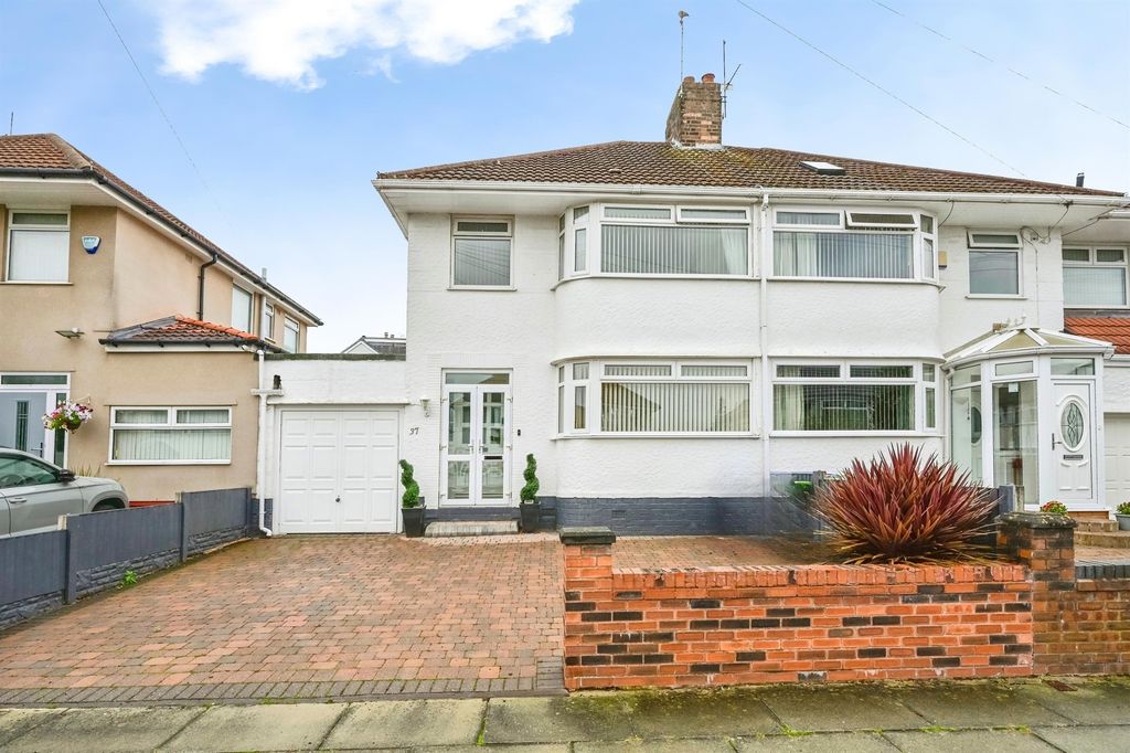 Property photo 1 of 14
