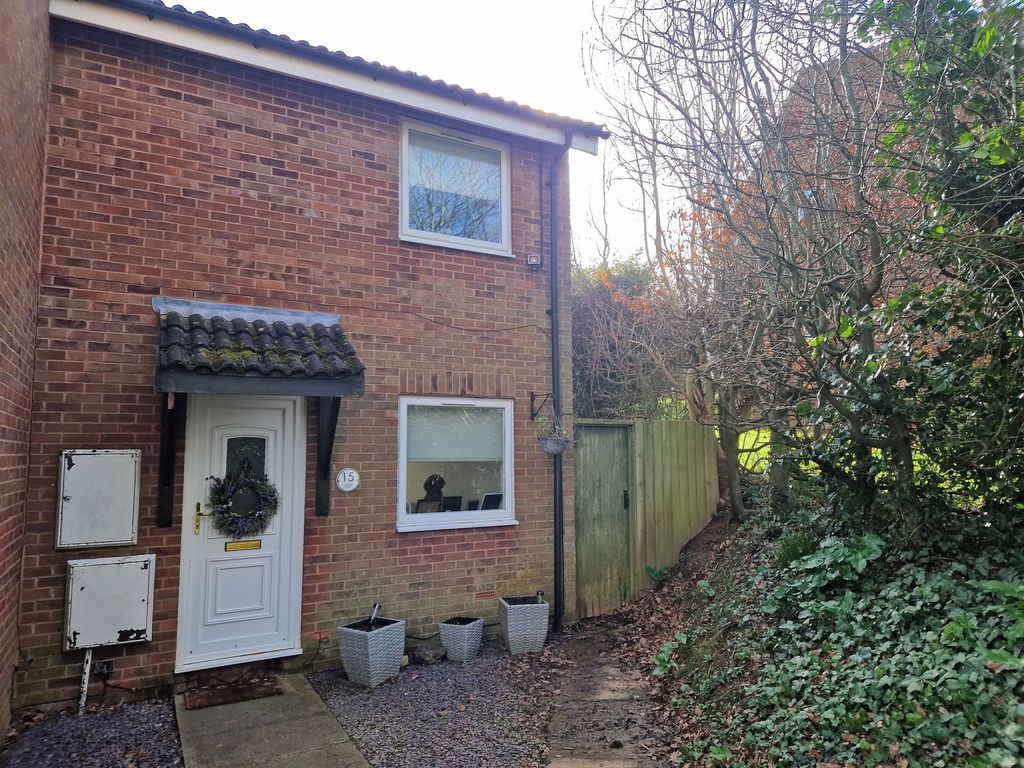 Property photo 1 of 8