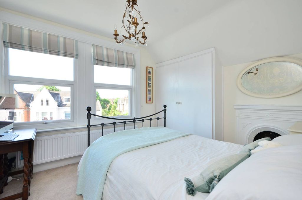 Property photo 1 of 8