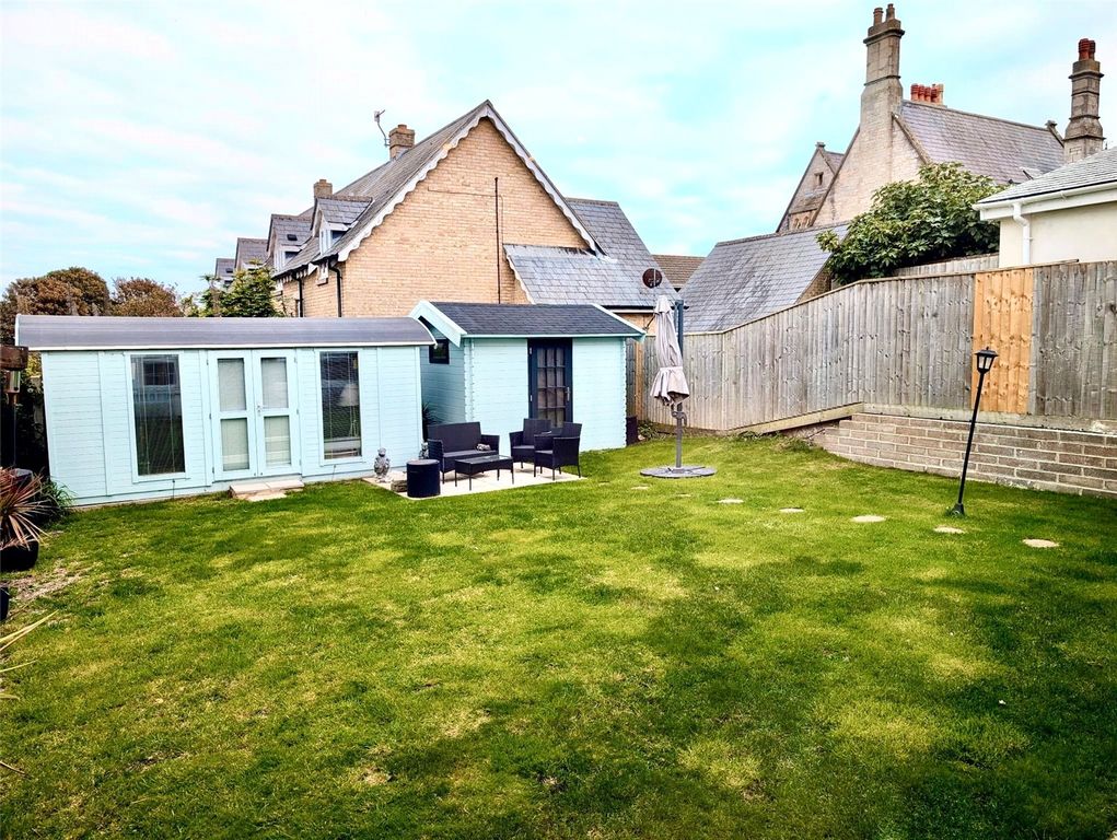 Property photo 2 of 26 Picture No. 46