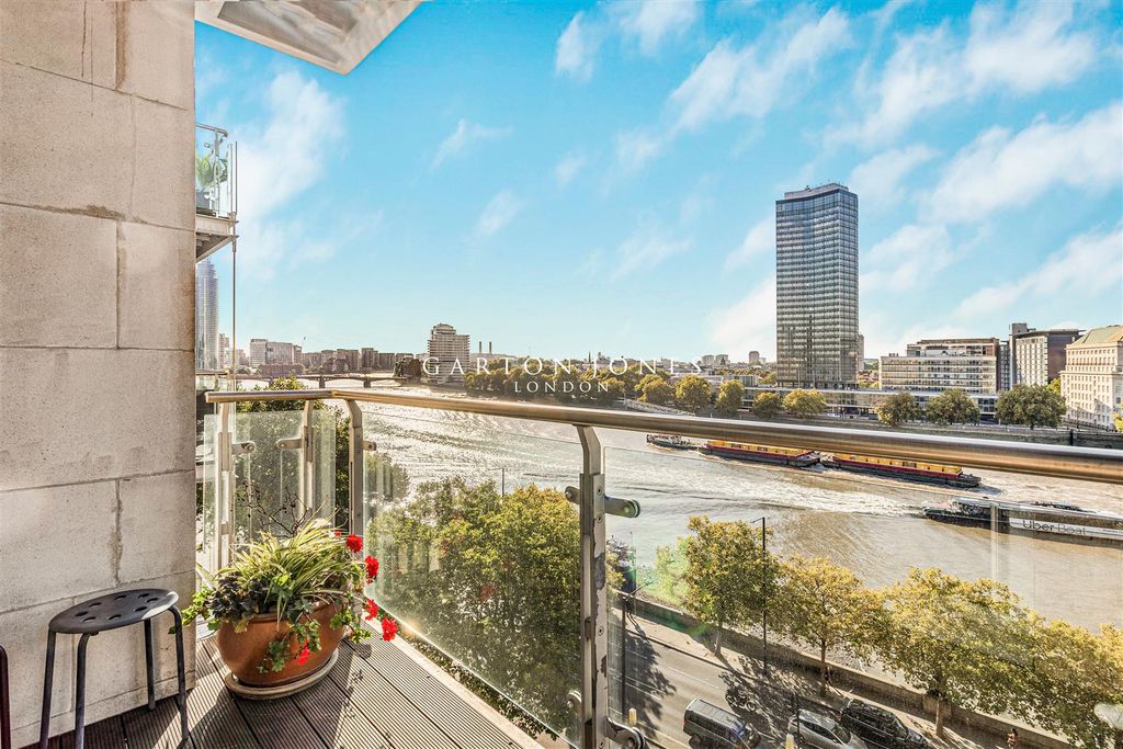 Property photo 3 of 15 Balcony