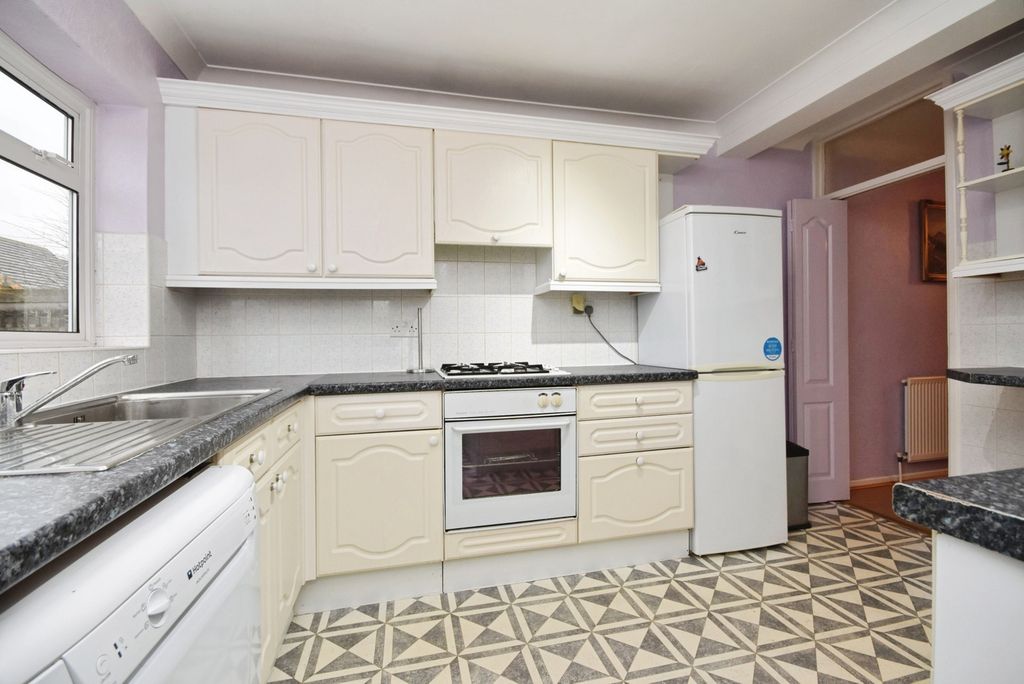 Property photo 3 of 21 Pbox-Img.Jpg