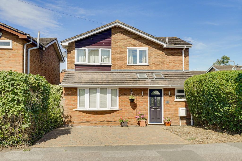 Property photo 1 of 26