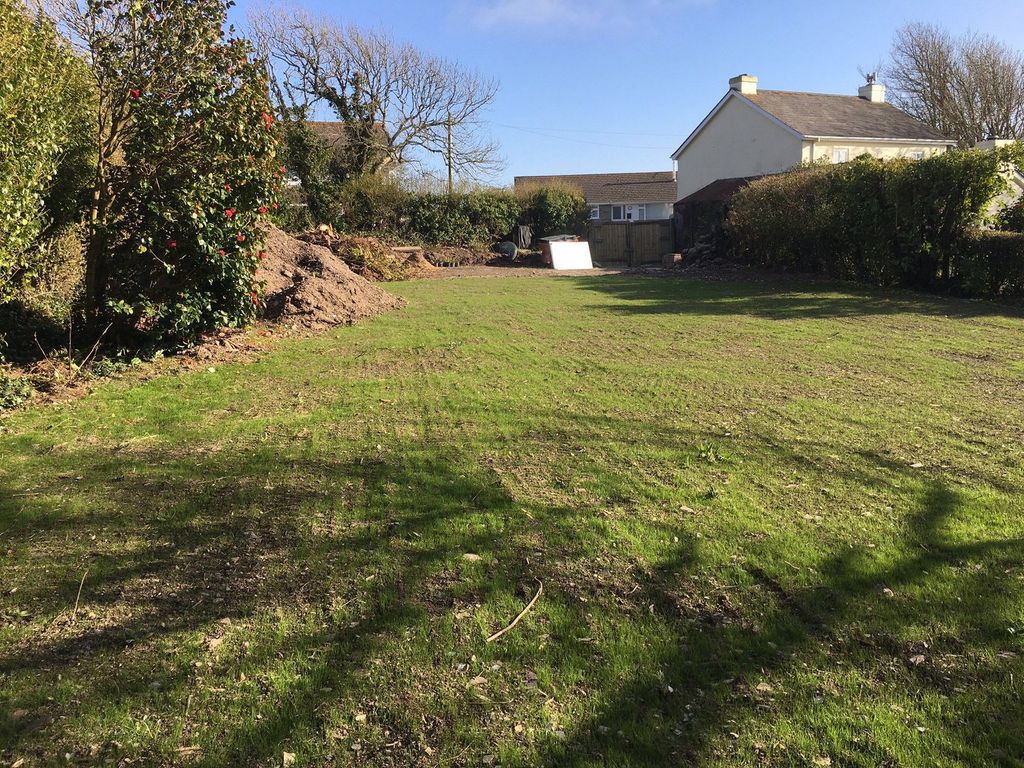 Property photo 1 of 8