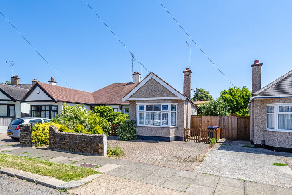 Property photo 1 of 30