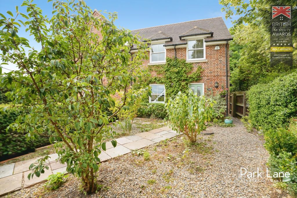 Property photo 3 of 23