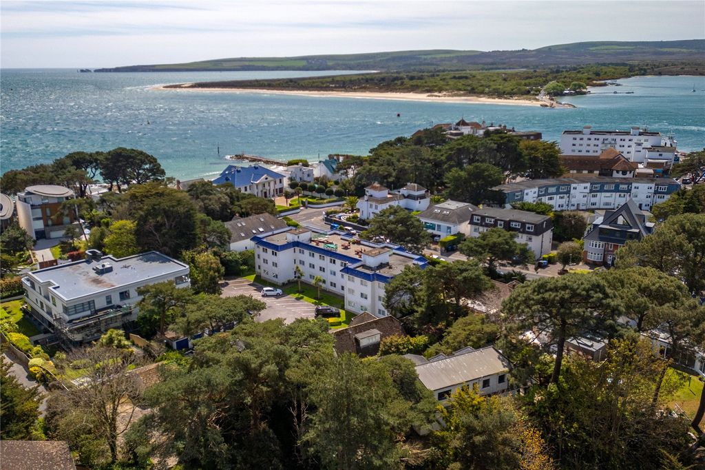 Property photo 3 of 26 Picture No. 08