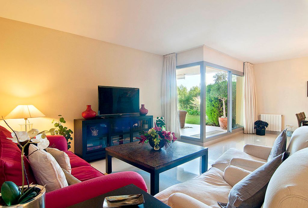 Property photo 3 of 12 Long03_52213