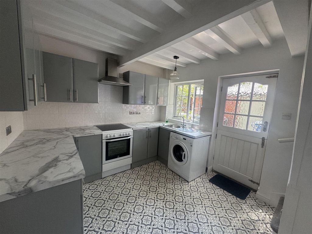 Property photo 2 of 11 Img_1528.Jpeg