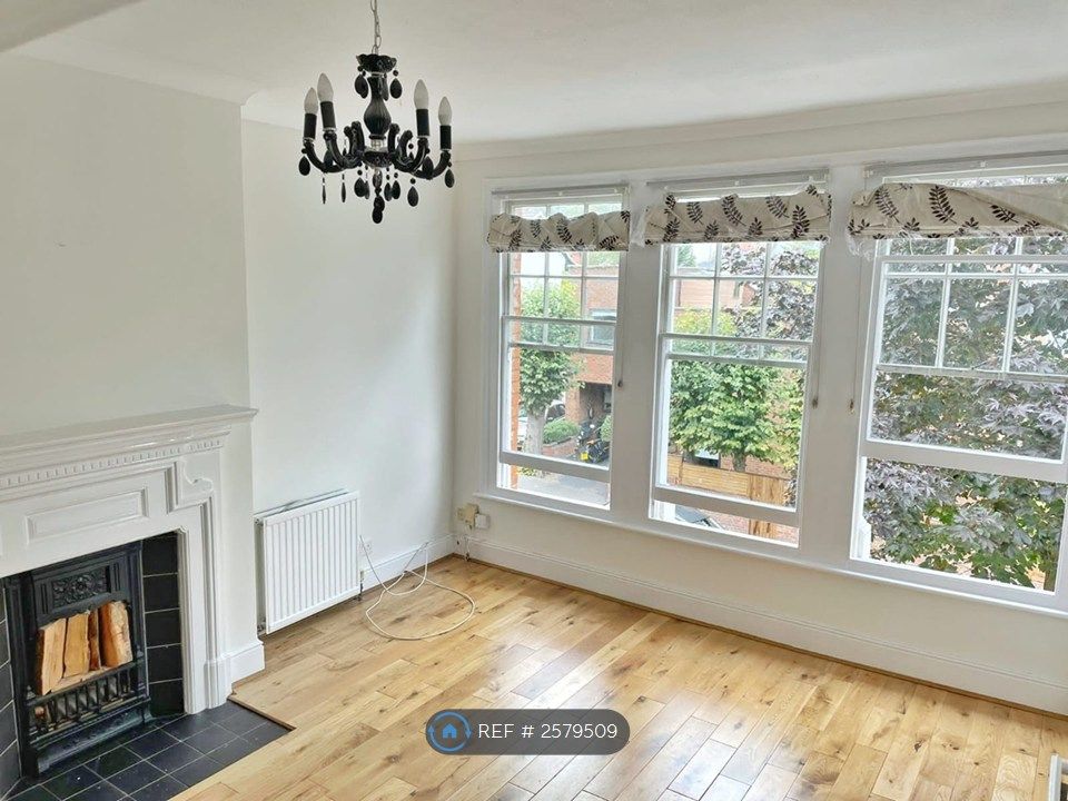 Property photo 2 of 9