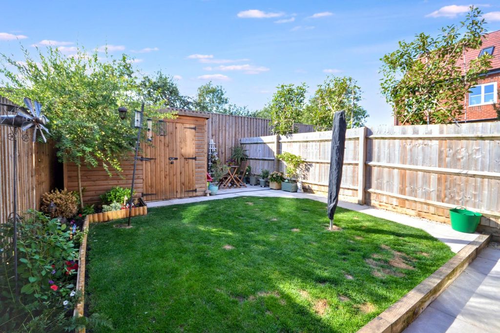 Property photo 2 of 18