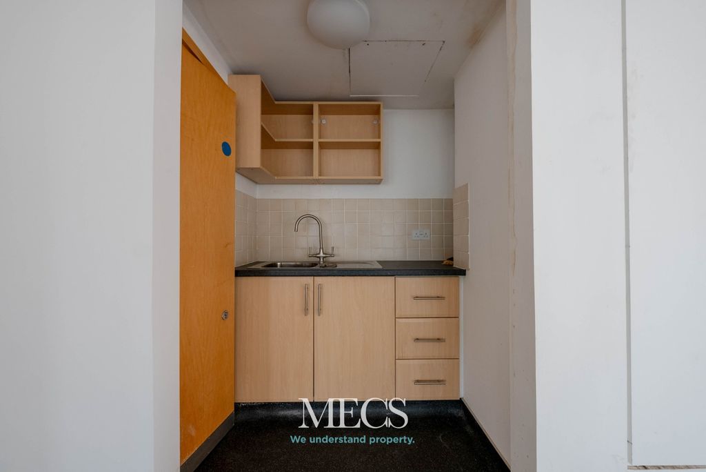 Property photo 3 of 3 4940213