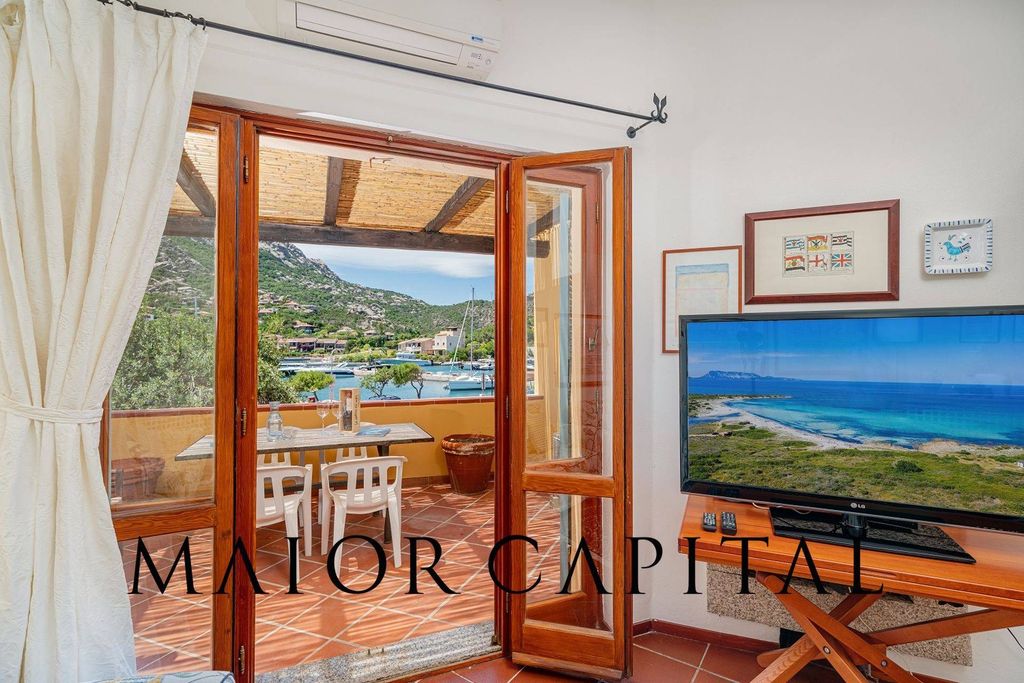 Property photo 1 of 32