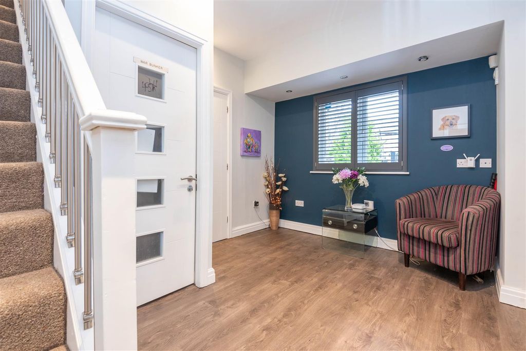 Additional image 6 of 5 bed detached house for saleRoyal Avenue, Leyland PR25
