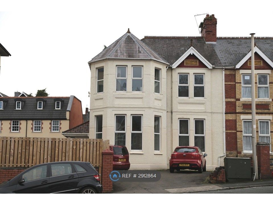 Property photo 1 of 9