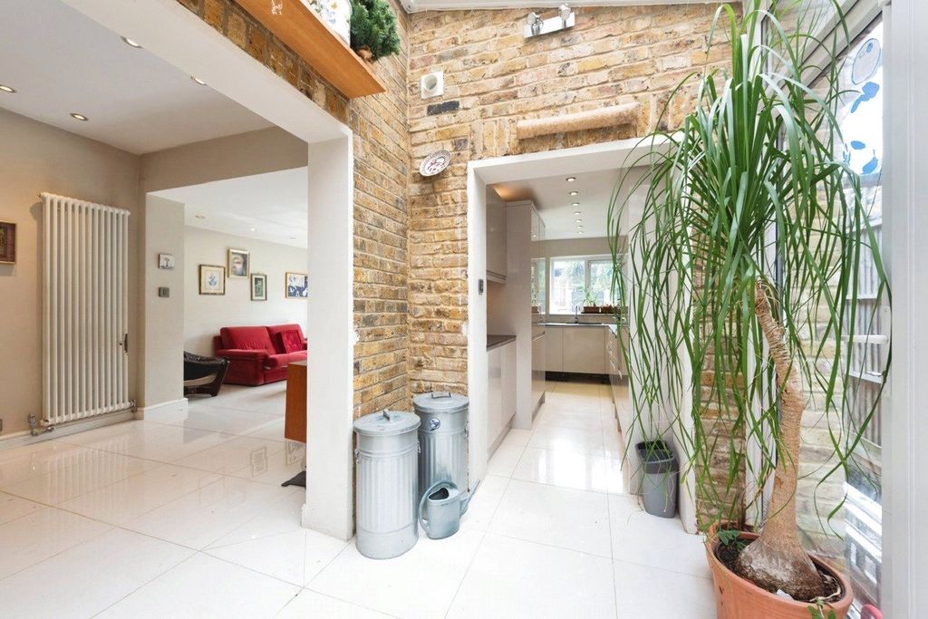 Property photo 2 of 15 Picture No. 03