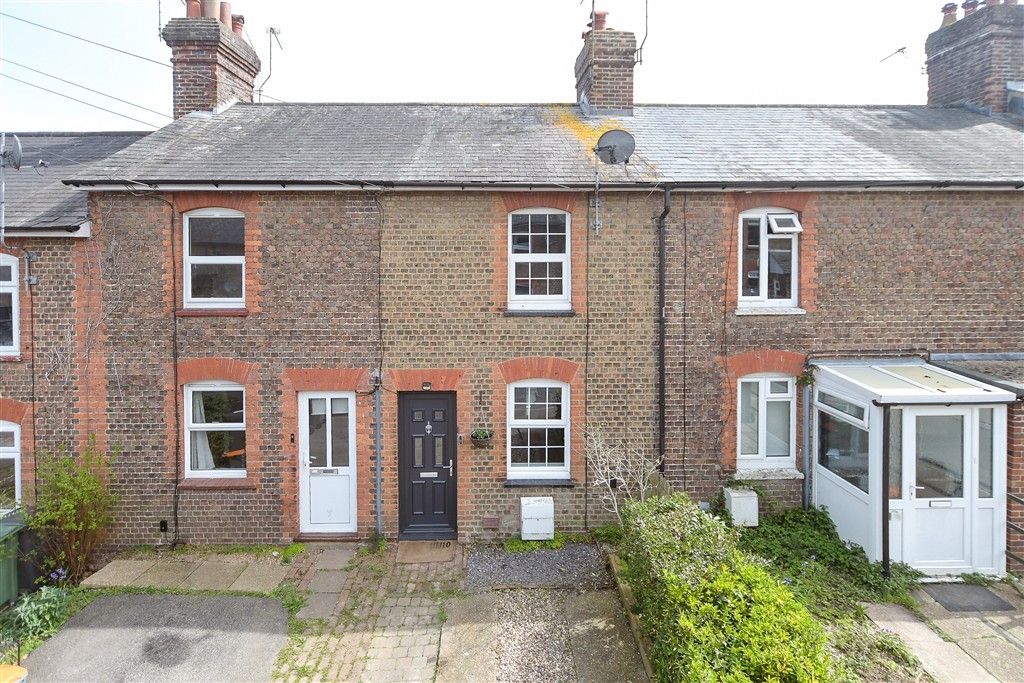 Property photo 1 of 11 Front