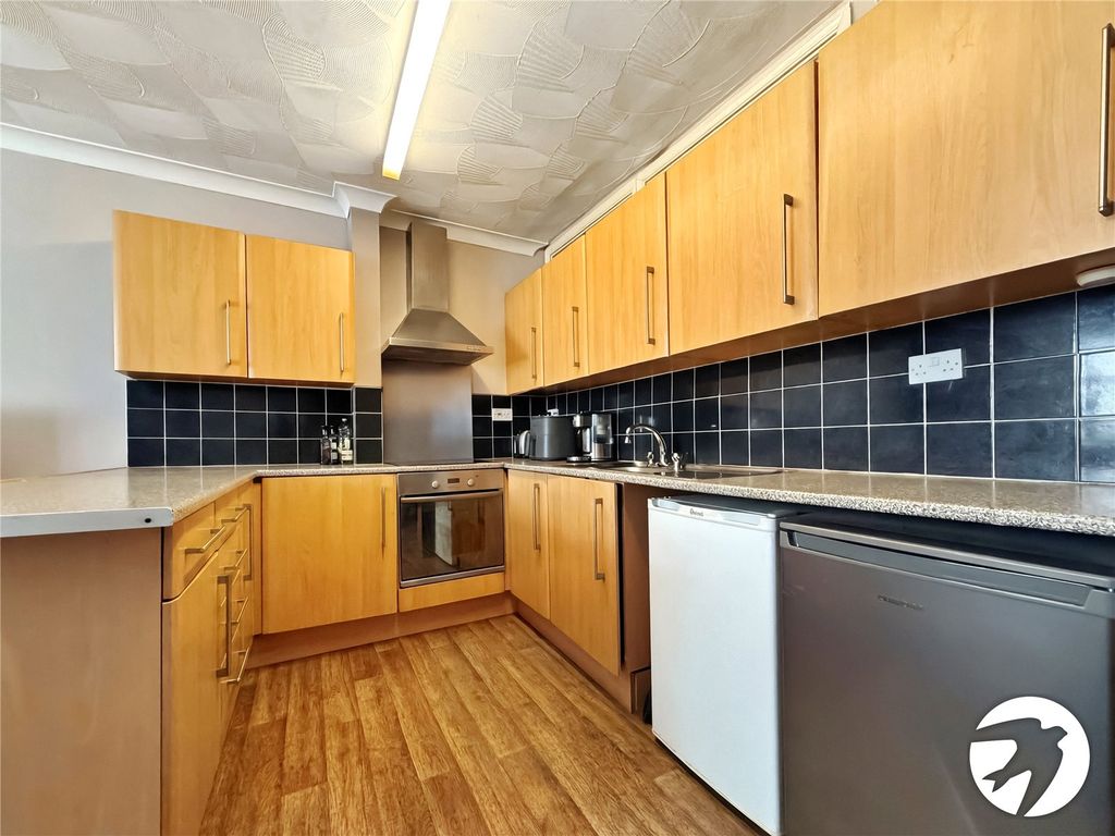 Property photo 3 of 5 Lounge/Kitchen