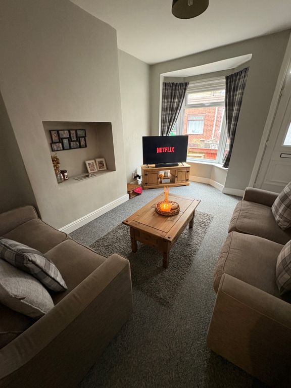 Property photo 2 of 6