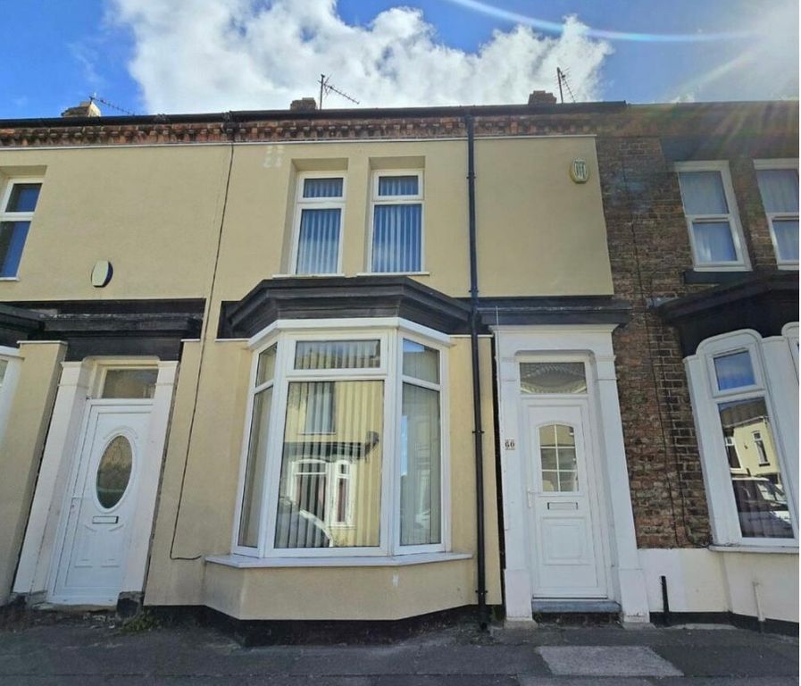 Property photo 1 of 8 Front