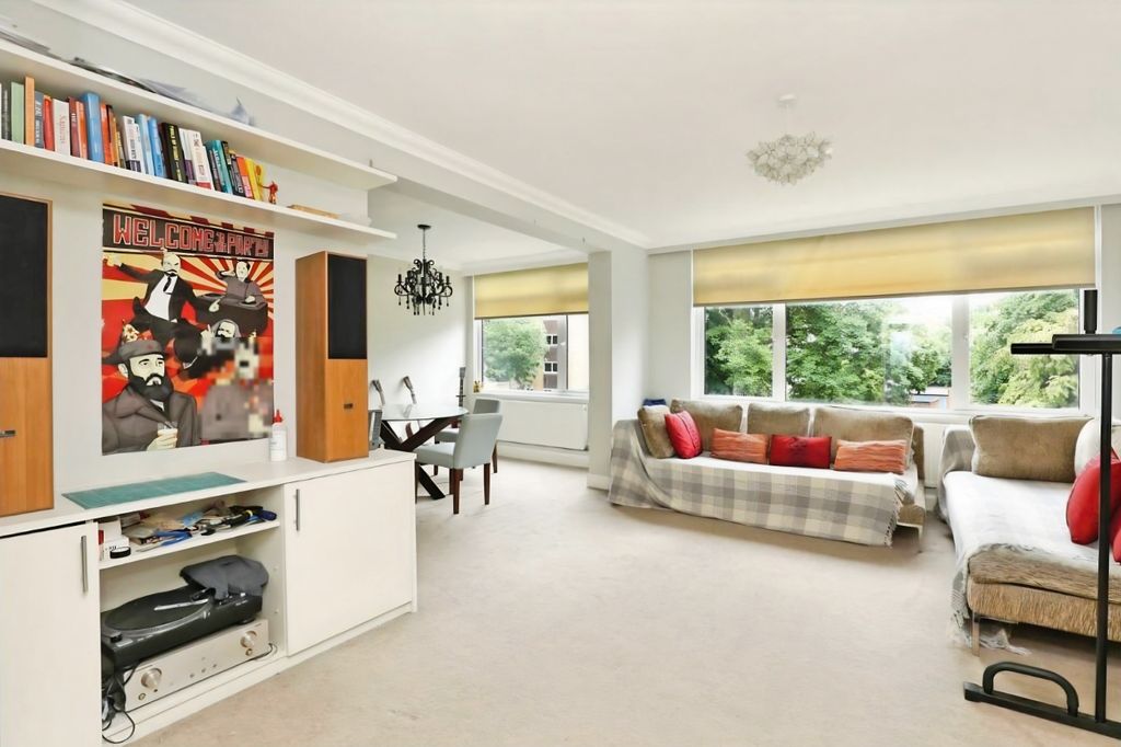Property photo 1 of 8