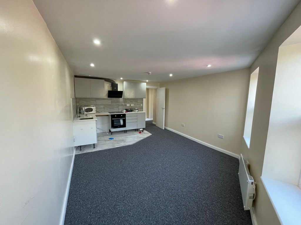 Property photo 2 of 5 Gallery