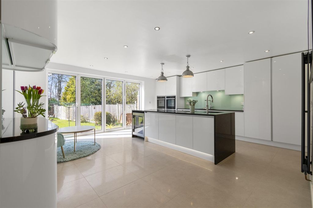 Property photo 3 of 44 Wil_3245-Hdr.Jpg