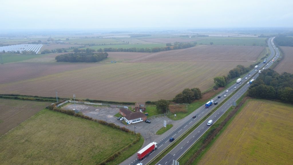 Property photo 2 of 8 Photo 3