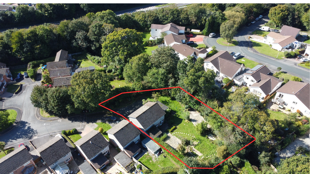Property photo 2 of 17