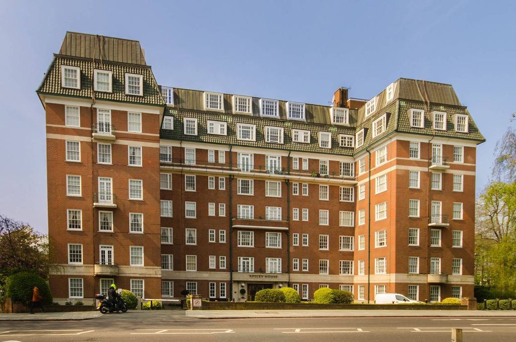 Property photo 2 of 8