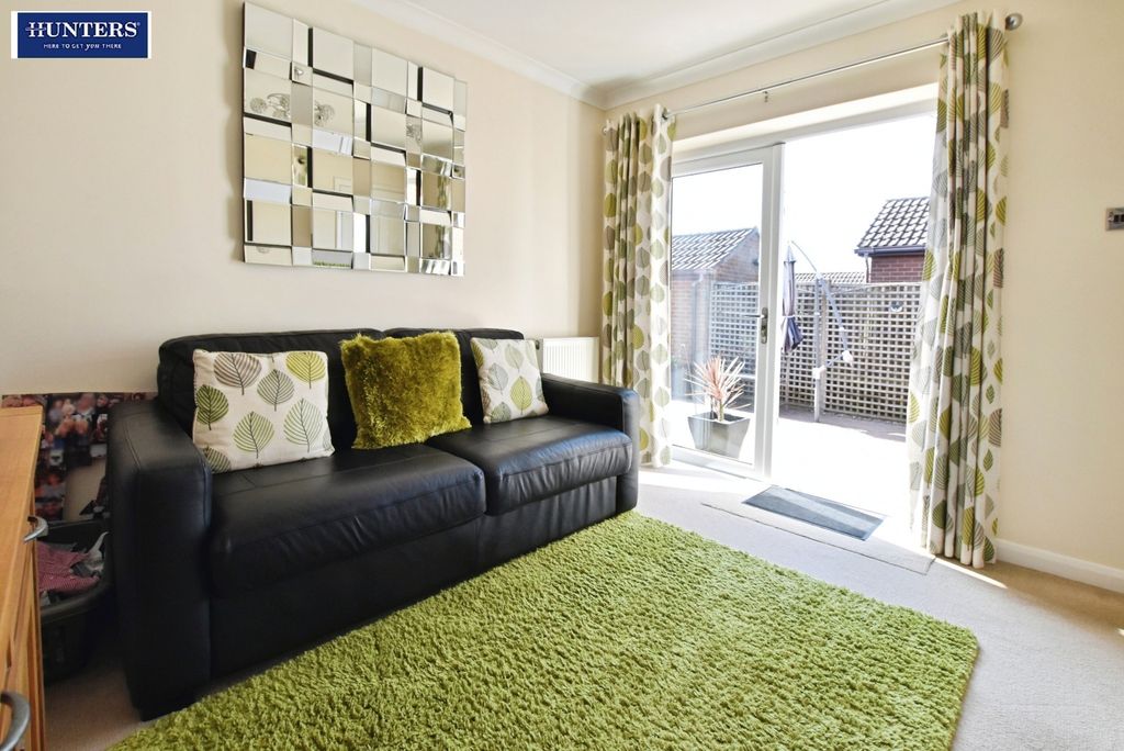 Property photo 3 of 21 Bedroom 3