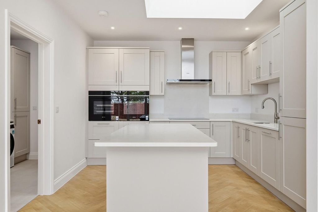 Property photo 3 of 11 018_Img_2796.Jpg