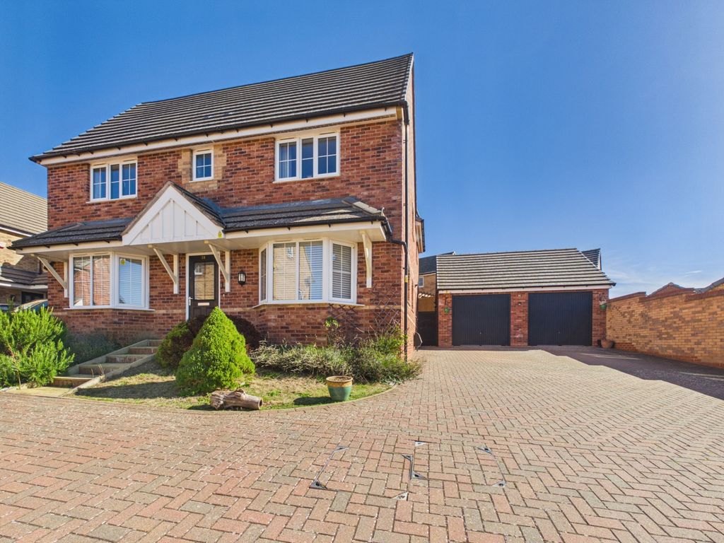 Property photo 1 of 23 Cowley Meadow Way