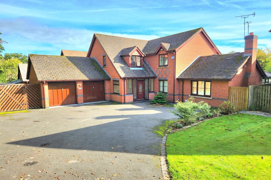 Property photo 1 of 18 (Main)