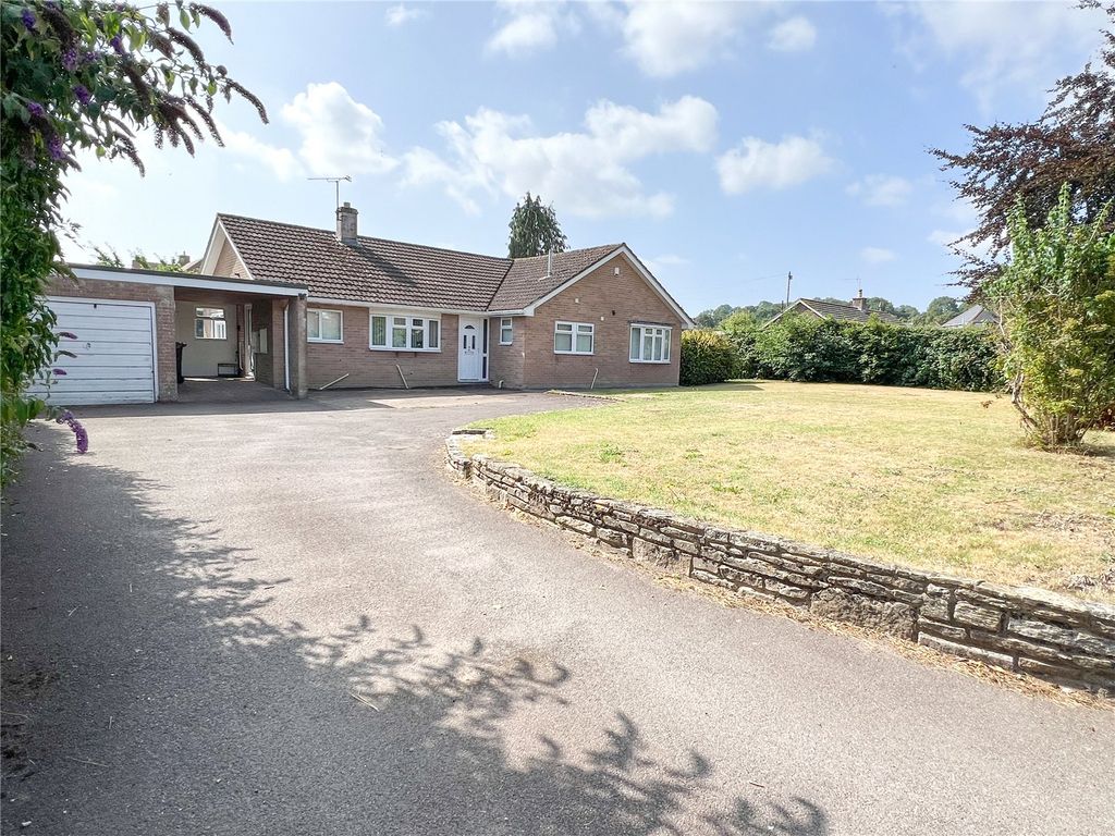 Property photo 1 of 21 Picture No. 23