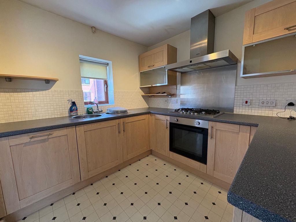 Property photo 3 of 9 Image