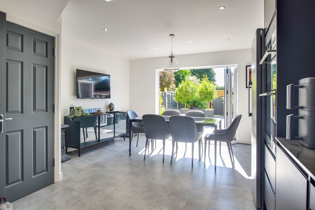 Property photo 2 of 24 Dsc_0013-Dsc_0015