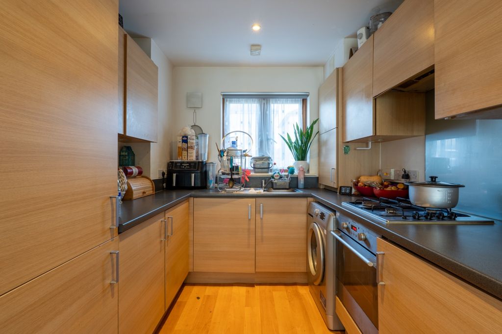 Property photo 3 of 14 2641914