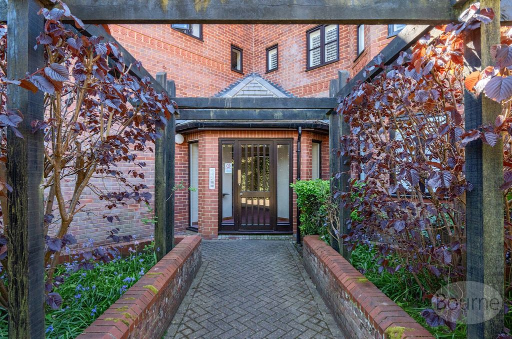 Additional image 21 of 2 bed flat for saleAlbury Road, Guildford, Surrey GU1