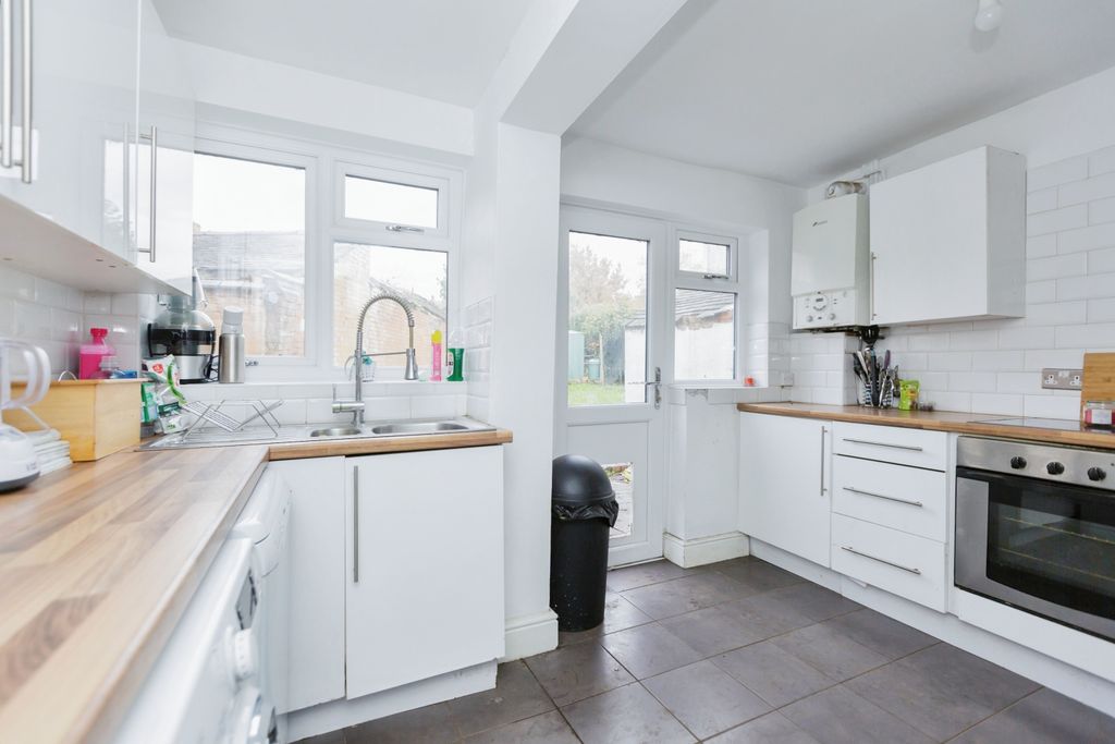 Property photo 2 of 17 Photography
