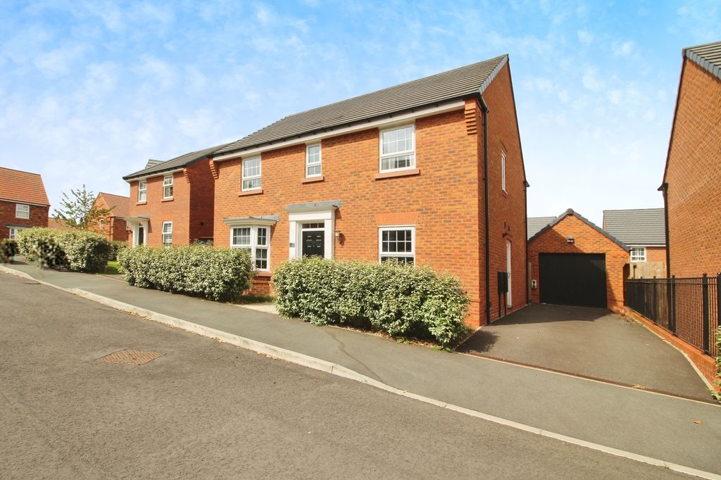 Property photo 2 of 19 Picture No. 46