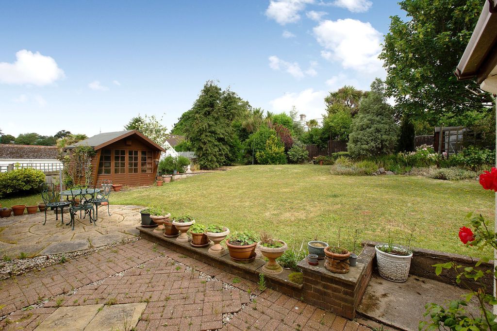 Property photo 3 of 21
