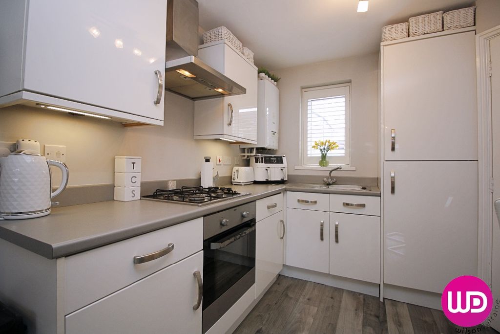 Property photo 3 of 24