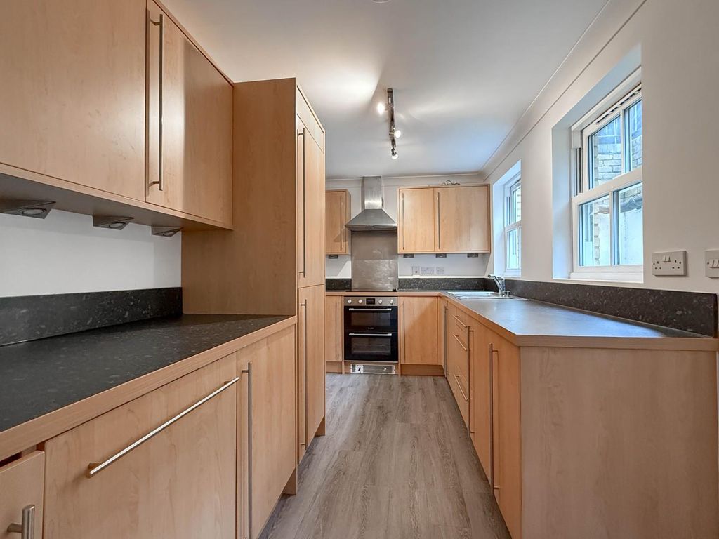 Property photo 2 of 19 20251007_125923653_0.0.Jpg