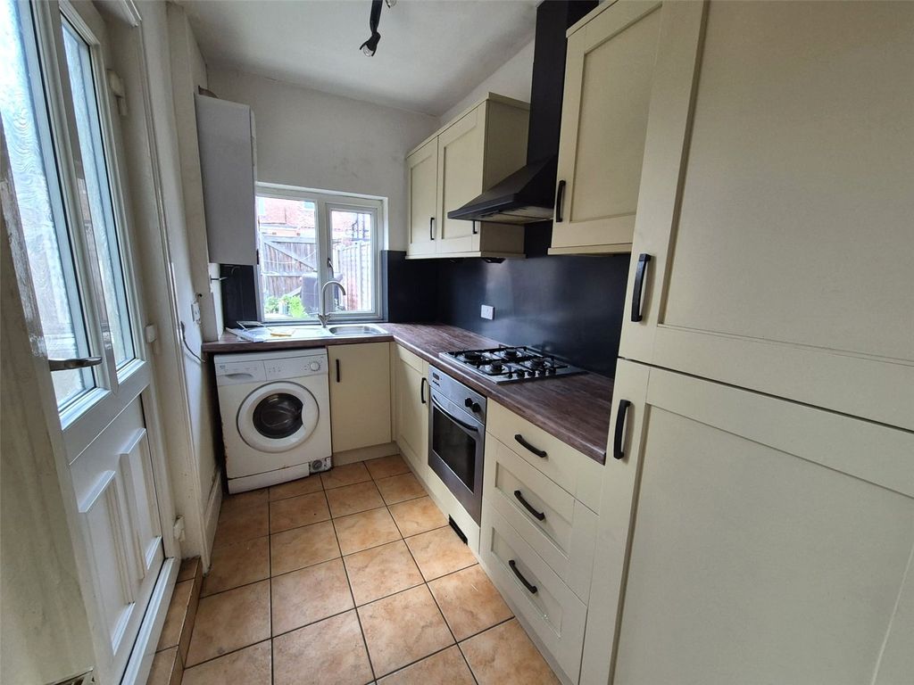 Property photo 2 of 9 Picture No. 03