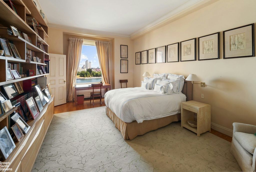 Property photo 3 of 12 <Alttext/>